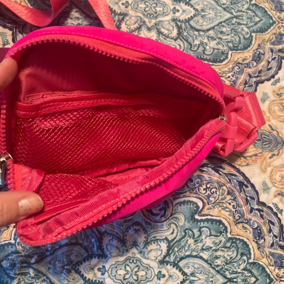 2 purses - Picture 4 of 4